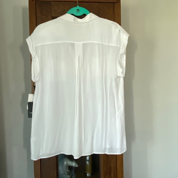 Nordstrom Top White Blouse Cap Sleeve S/M NWT - Picture 4 of 6